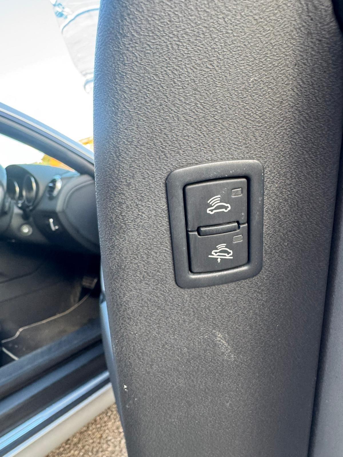 Used Audi TT 2009 for sale - 76121438: Photo 27