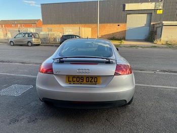 Used Audi TT 2009 for sale - 76121438: Photo