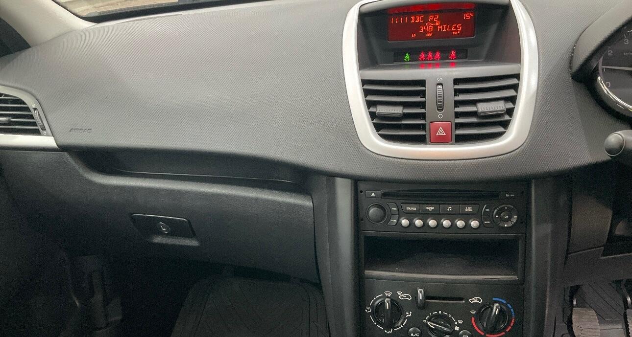 Used Peugeot 207 2007 for sale - 76122060: Photo 10
