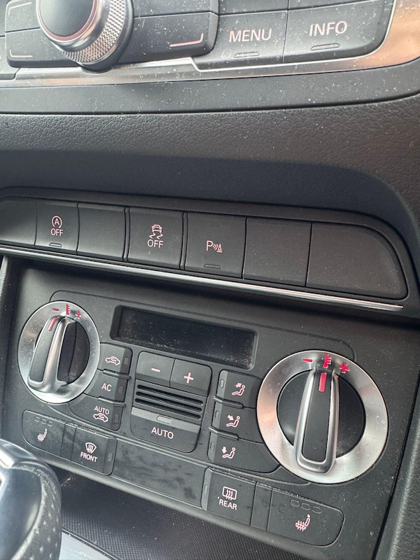 Used Audi Q3 2013 for sale - 76109067: Photo 36