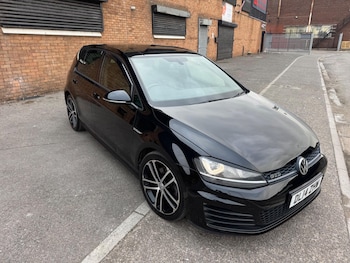 Used Volkswagen Golf 2014 for sale - 75670757: Photo