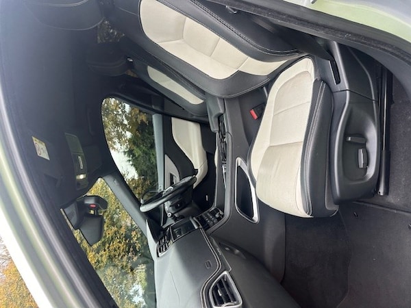 Used Jaguar F-Pace 2016 for sale - 75570184: Photo 11