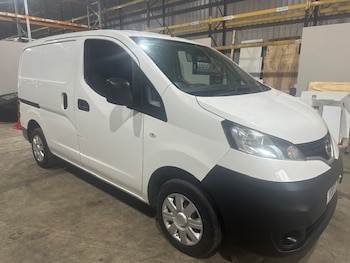 Nissan - NV200