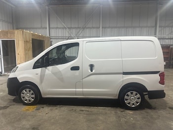 Used Nissan NV200 2017 for sale - 76027904: Photo