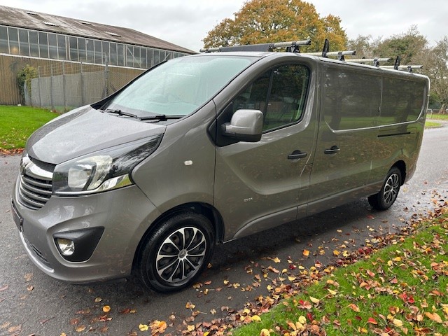 Used Vauxhall Vivaro 2017 for sale - 76344270: Photo 3