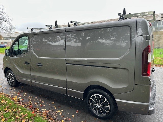 Used Vauxhall Vivaro 2017 for sale - 76344270: Photo 5