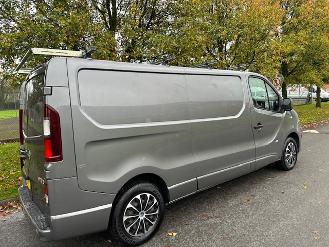 Used Vauxhall Vivaro 2017 for sale - 76344270: Photo 6