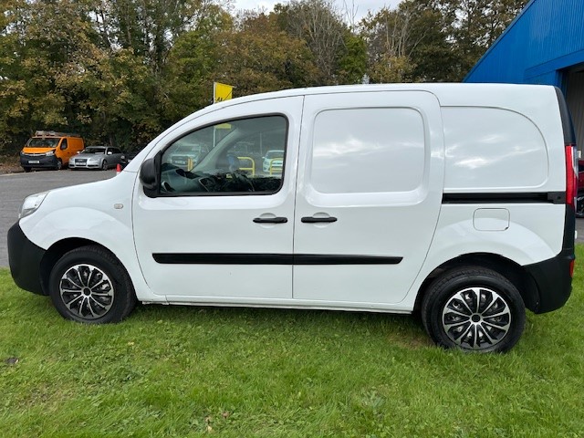 Used Renault Kangoo 2015 for sale - 76221936: Photo 4