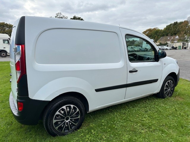 Used Renault Kangoo 2015 for sale - 76221936: Photo 7