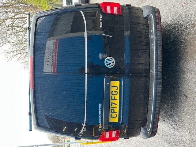 Used Volkswagen Transporter 2017 for sale - 76404923: Photo 3