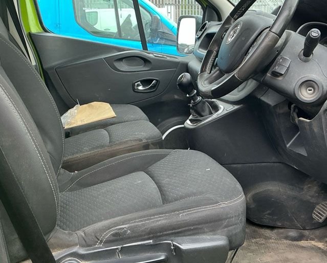 Used Vauxhall Vivaro 2016 for sale - 76469637: Photo 3