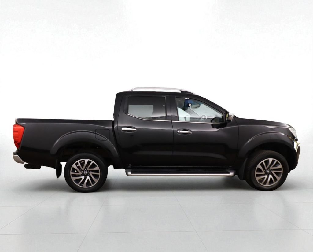 Used Nissan Navara 2017 for sale - 76469842: Photo 13