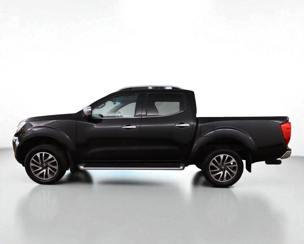 Used Nissan Navara 2017 for sale - 76469842: Photo 15