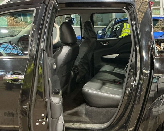 Used Nissan Navara 2017 for sale - 76469842: Photo 4