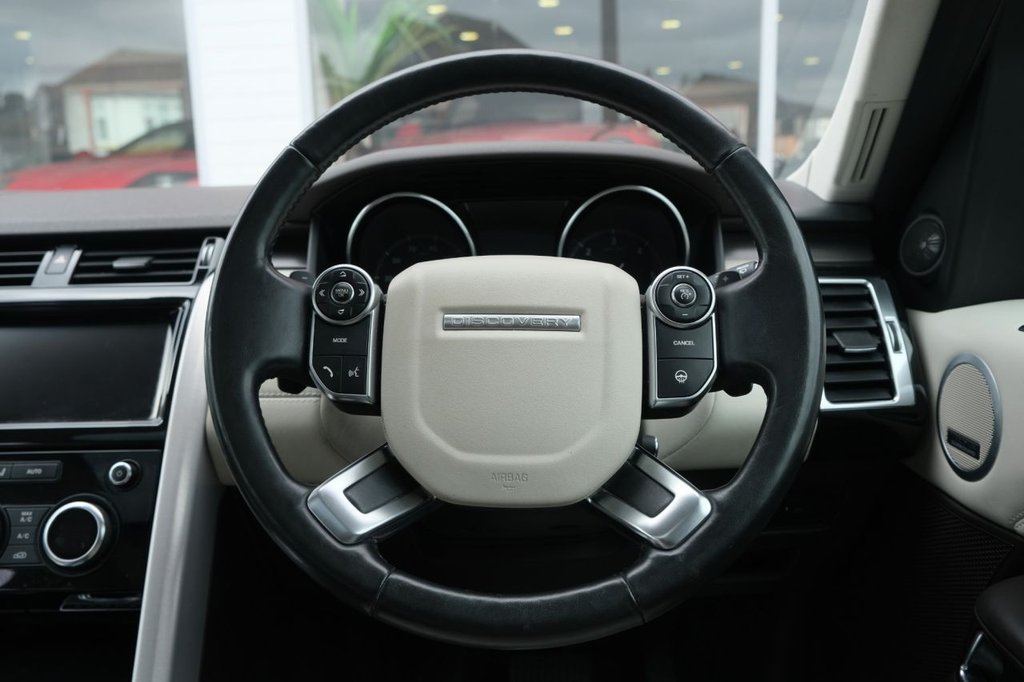 Used Land Rover Discovery 2017 for sale - 76469646: Photo 13