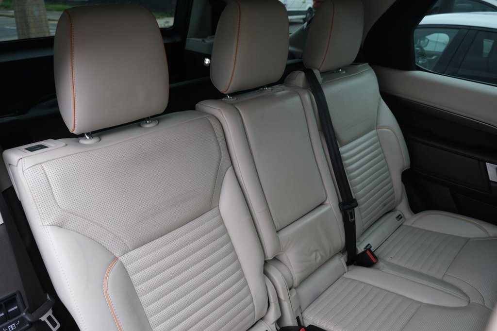 Used Land Rover Discovery 2017 for sale - 76469646: Photo 17