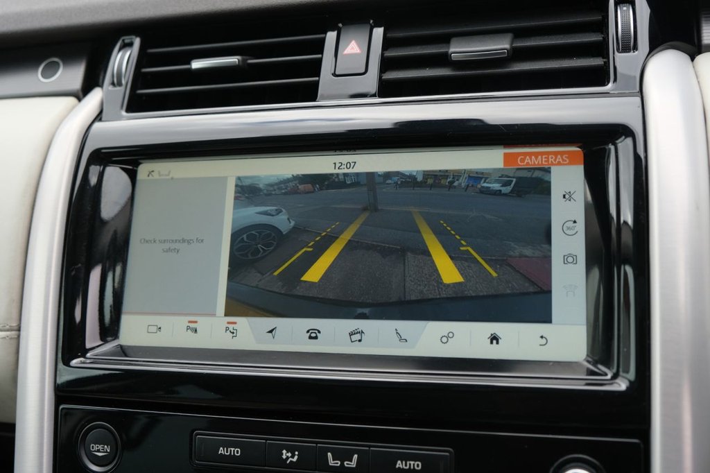 Used Land Rover Discovery 2017 for sale - 76469646: Photo 28