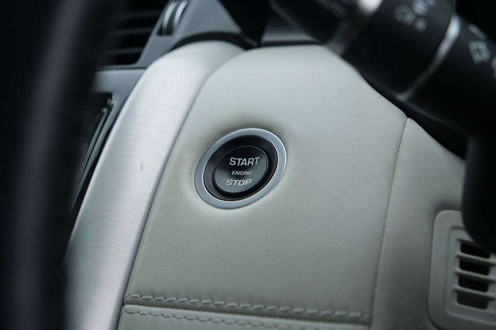 Used Land Rover Discovery 2017 for sale - 76469646: Photo 33