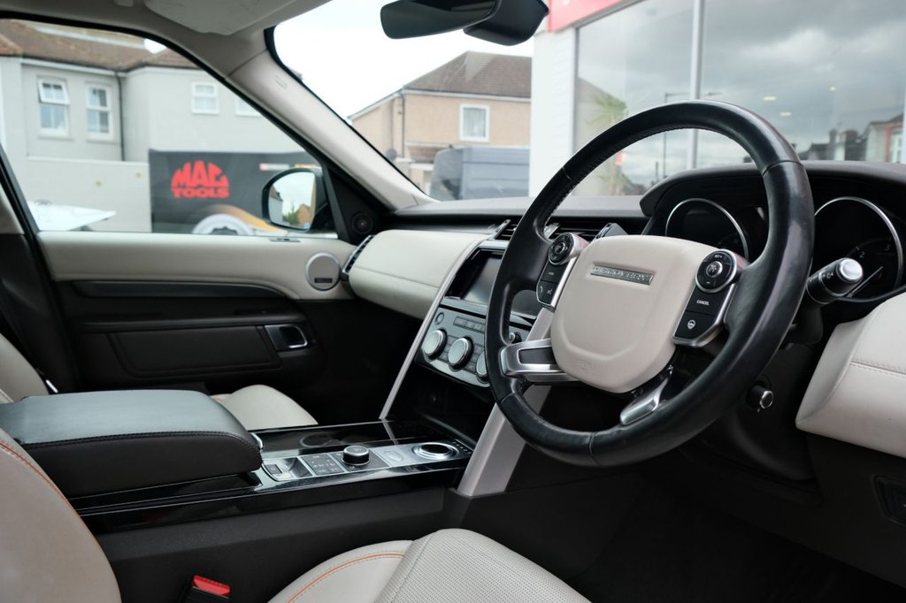 Used Land Rover Discovery 2017 for sale - 76469646: Photo 8