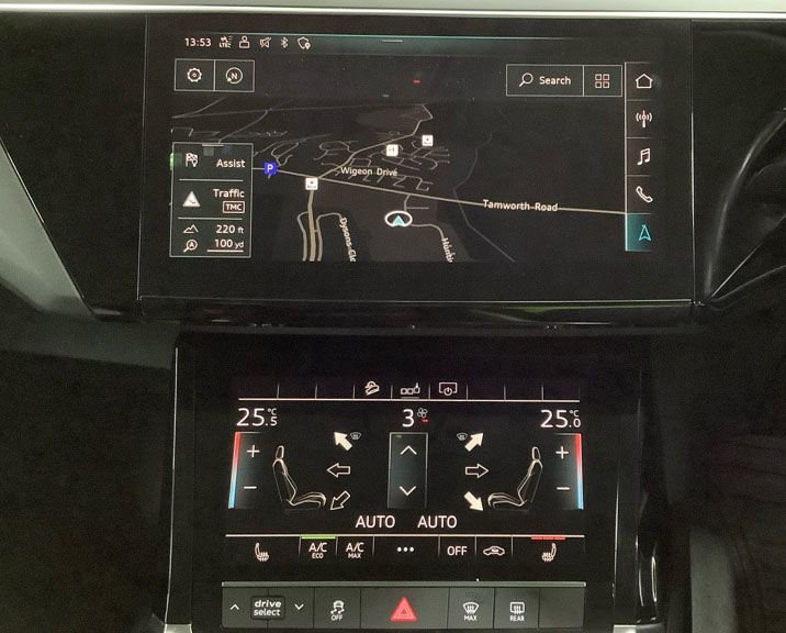 Used Audi e-tron 2020 for sale - 76792337: Photo 2