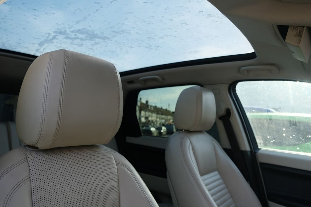 Used Land Rover Discovery Sport 2017 for sale - 76792316: Photo 18