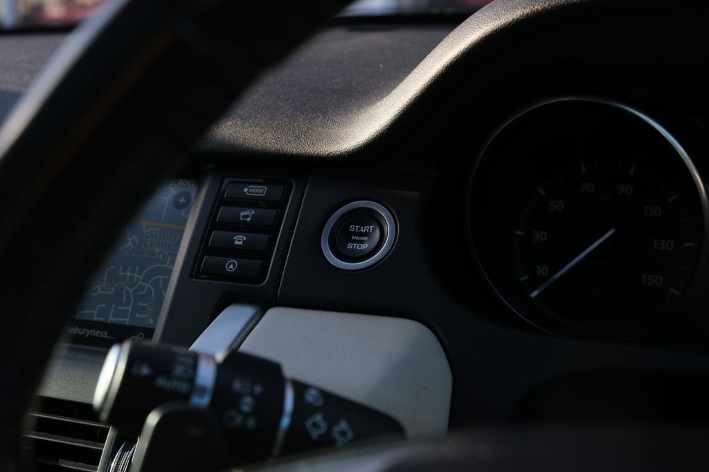 Used Land Rover Discovery Sport 2017 for sale - 76792316: Photo 28