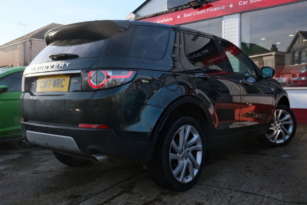 Used Land Rover Discovery Sport 2017 for sale - 76792316: Photo 6