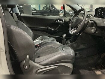 Used Peugeot 208 2012 for sale - 76469941: Photo