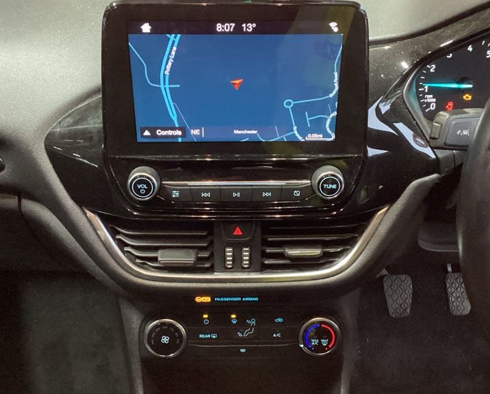 Used Ford Fiesta 2017 for sale - 76469621: Photo 2