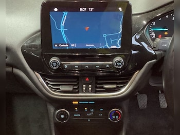 Used Ford Fiesta 2017 for sale - 76469621: Photo