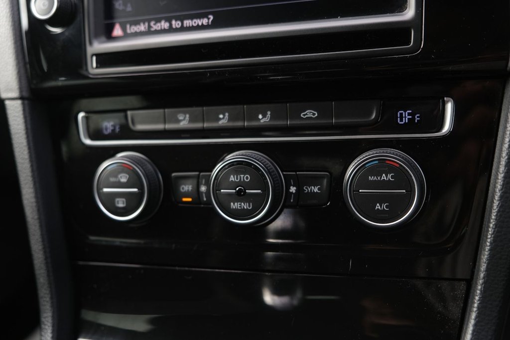 Used Volkswagen Golf 2015 for sale - 76469824: Photo 25