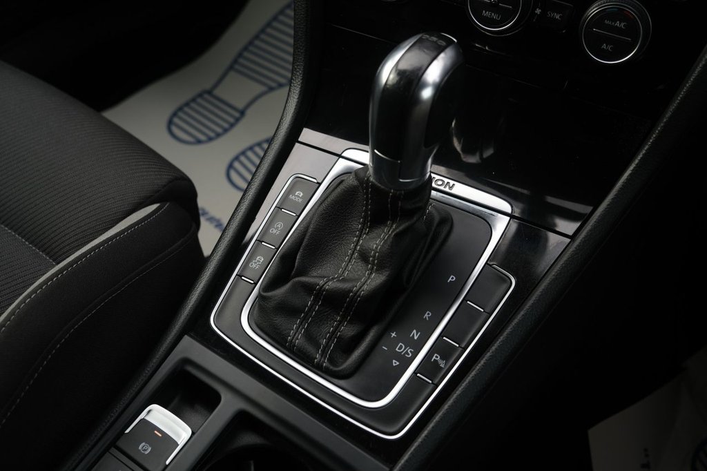 Used Volkswagen Golf 2015 for sale - 76469824: Photo 26