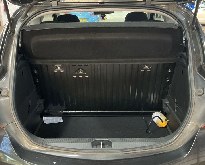 Used Vauxhall Corsa 2016 for sale - 76469898: Photo 6