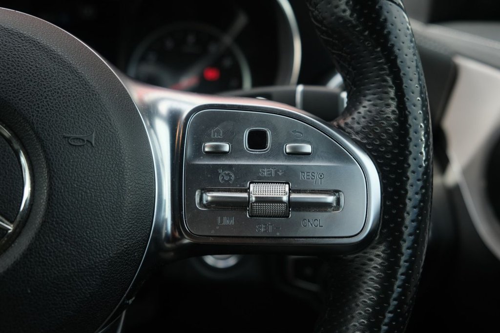 Used Mercedes-Benz C Class 2018 for sale - 76509642: Photo 20