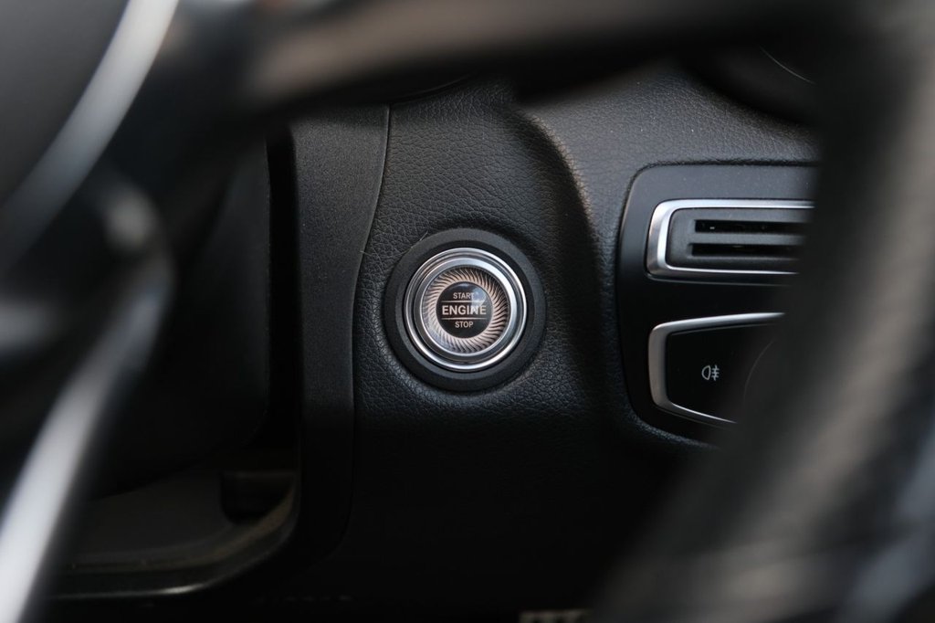 Used Mercedes-Benz C Class 2018 for sale - 76509642: Photo 29