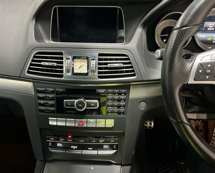 Used Mercedes-Benz E Class 2013 for sale - 76792323: Photo 2