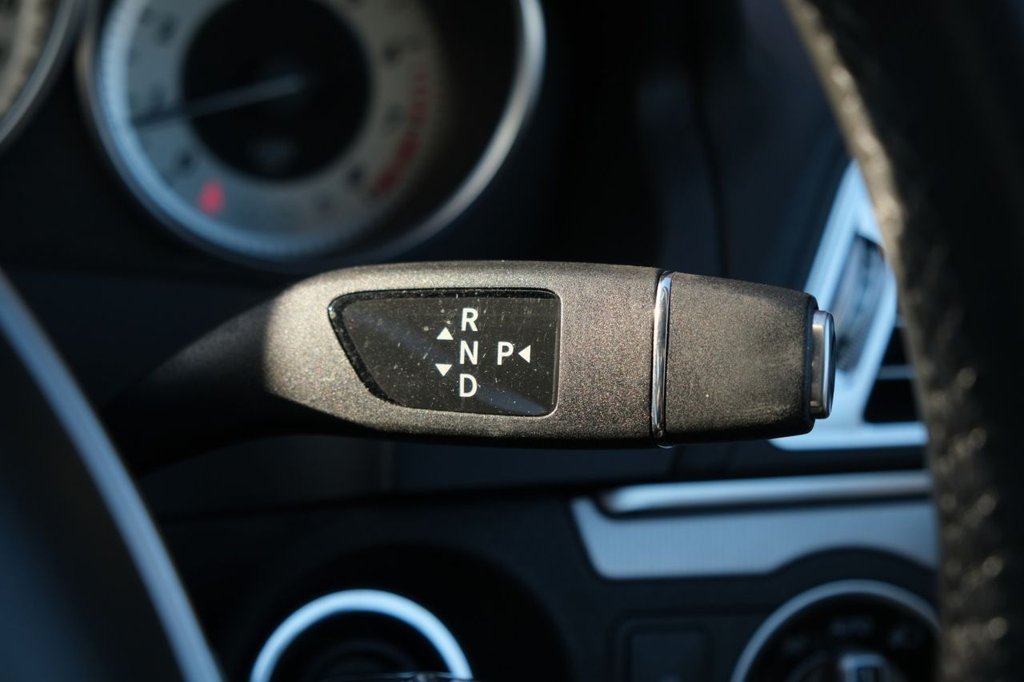 Used Mercedes-Benz E Class 2013 for sale - 76792323: Photo 23