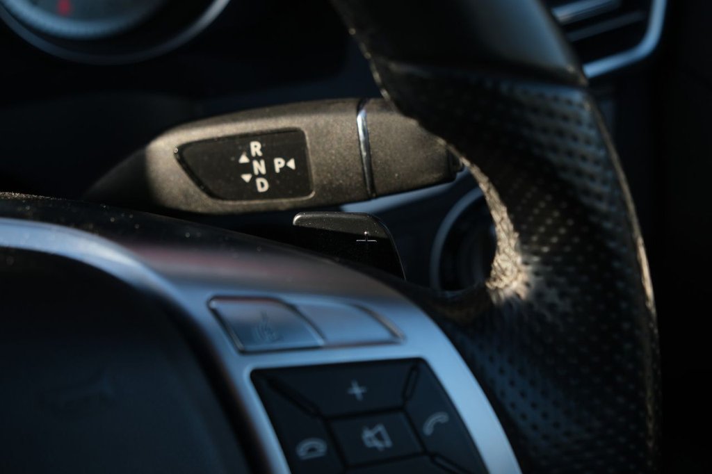 Used Mercedes-Benz E Class 2013 for sale - 76792323: Photo 26