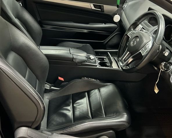 Used Mercedes-Benz E Class 2013 for sale - 76792323: Photo 3