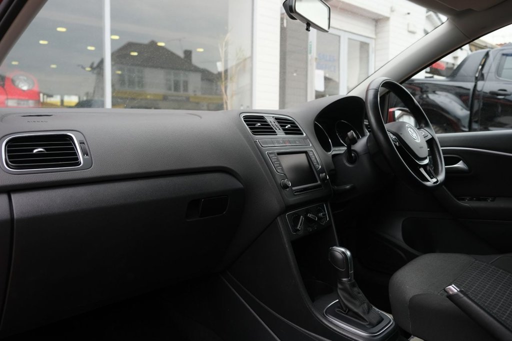 Used Volkswagen Polo 2015 for sale - 76470022: Photo 11