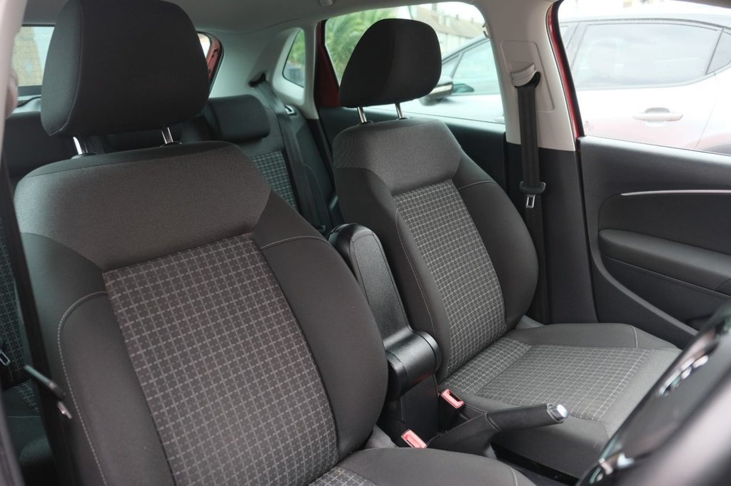 Used Volkswagen Polo 2015 for sale - 76470022: Photo 16