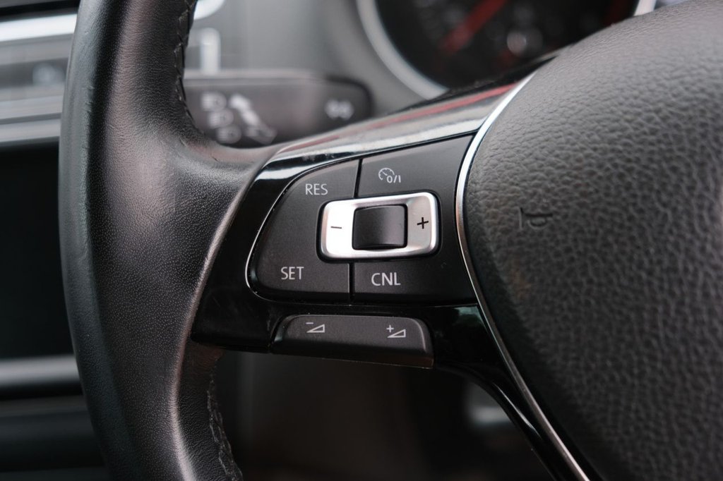 Used Volkswagen Polo 2015 for sale - 76470022: Photo 19