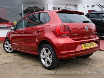 Used Volkswagen Polo 2015 for sale - 76470022: Photo