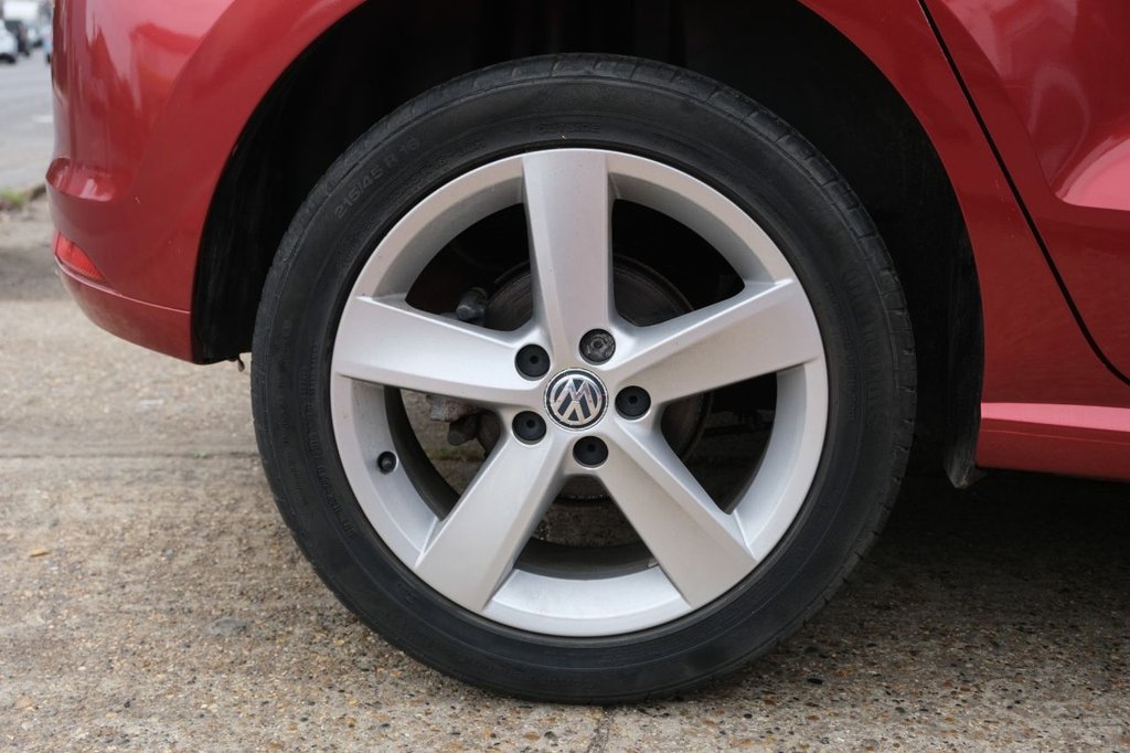 Used Volkswagen Polo 2015 for sale - 76470022: Photo 7