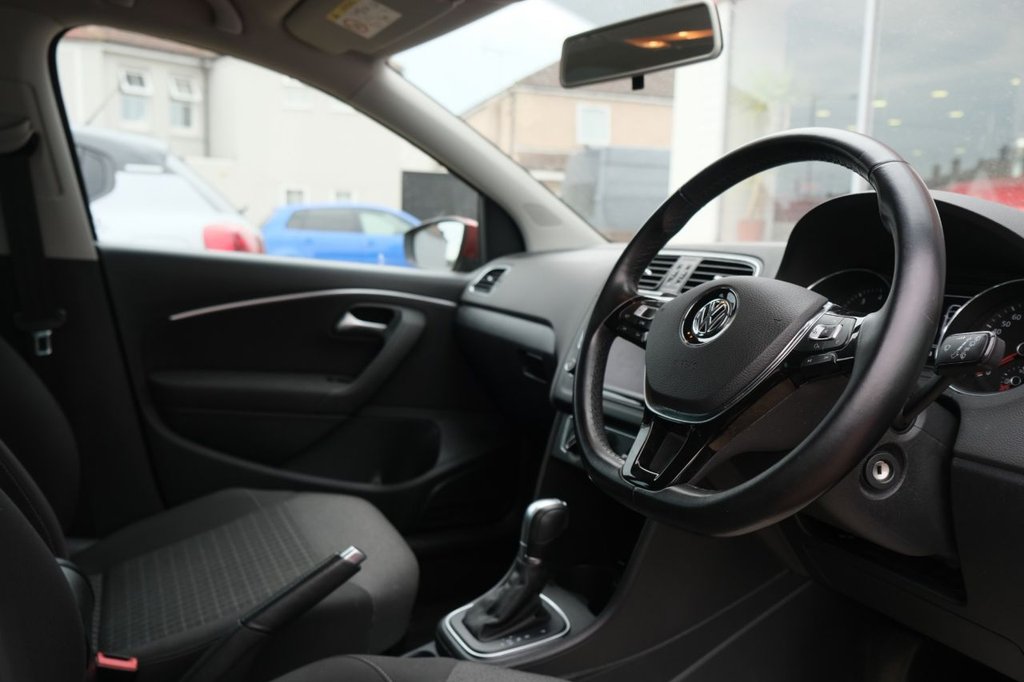 Used Volkswagen Polo 2015 for sale - 76470022: Photo 9