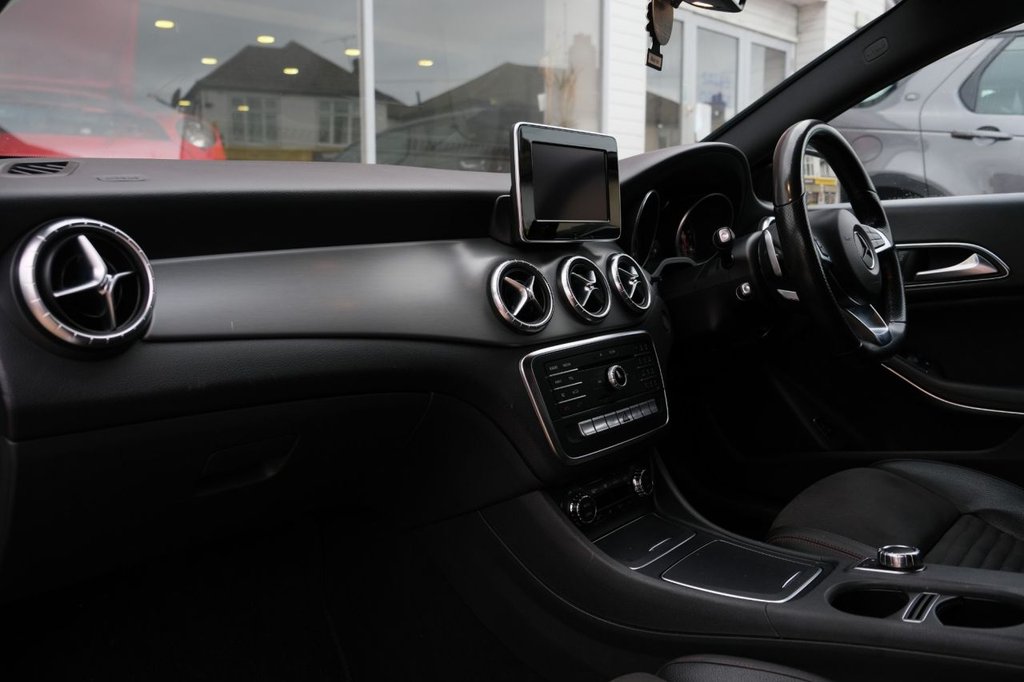 Used Mercedes-Benz CLA 2016 for sale - 76617710: Photo 11