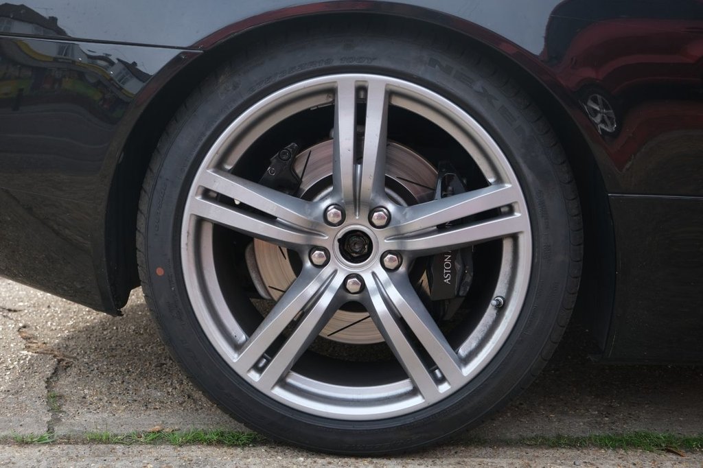 Used Aston Martin DB9 2007 for sale - 76469823: Photo 7