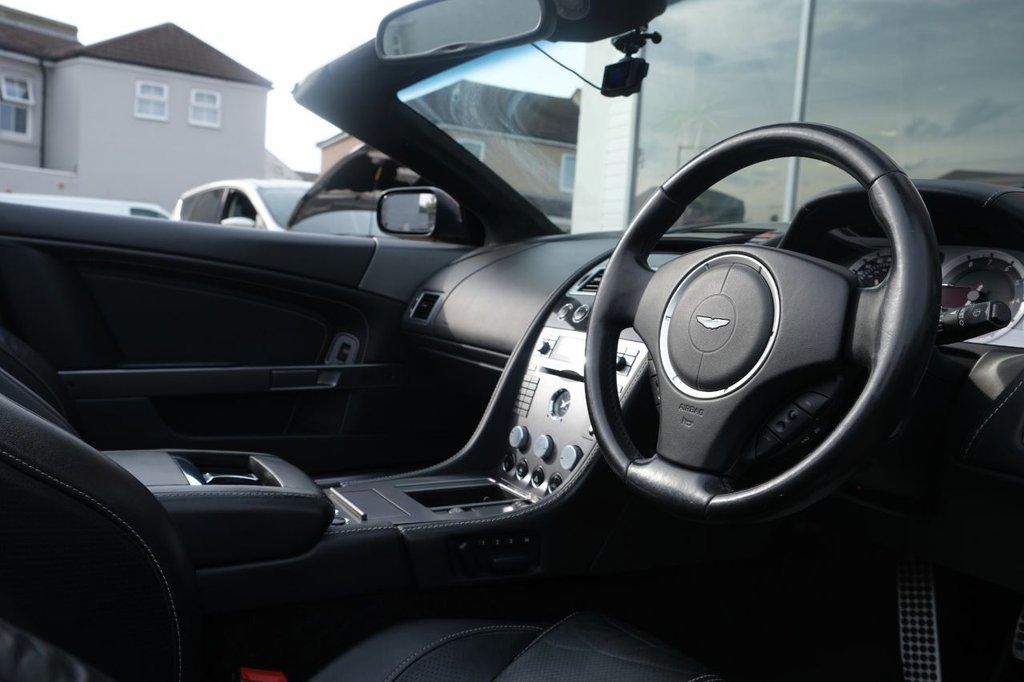 Used Aston Martin DB9 2007 for sale - 76469823: Photo 9