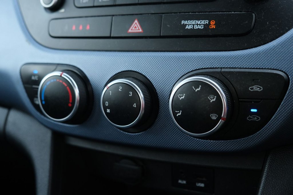 Used Hyundai i10 2014 for sale - 76523303: Photo 20