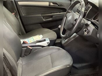 Used Vauxhall Zafira 2010 for sale - 76469732: Photo